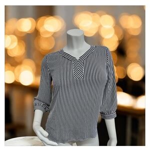 Van Heusen Monochrome Striped Top